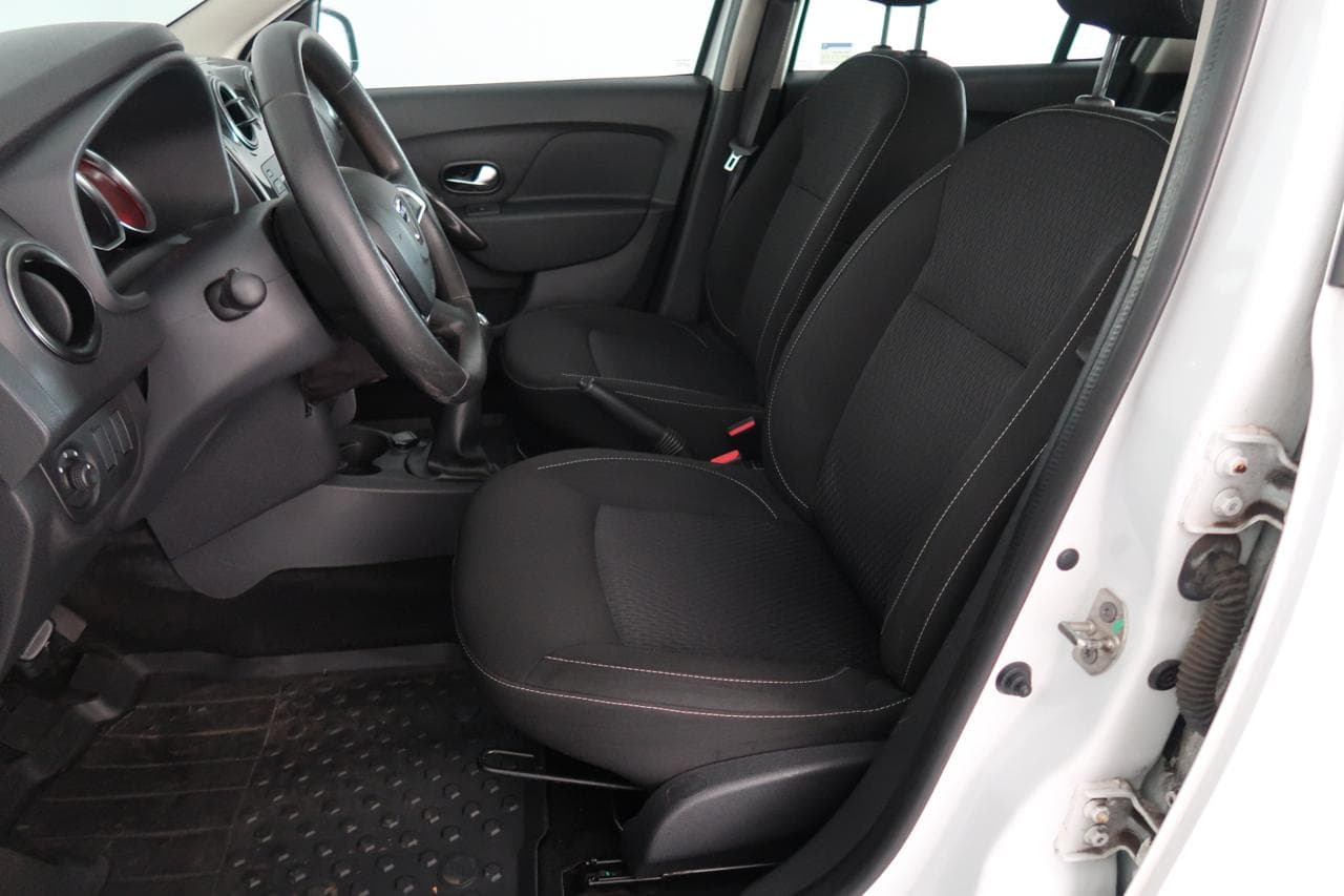 2018 Dacia LOGAN - 30