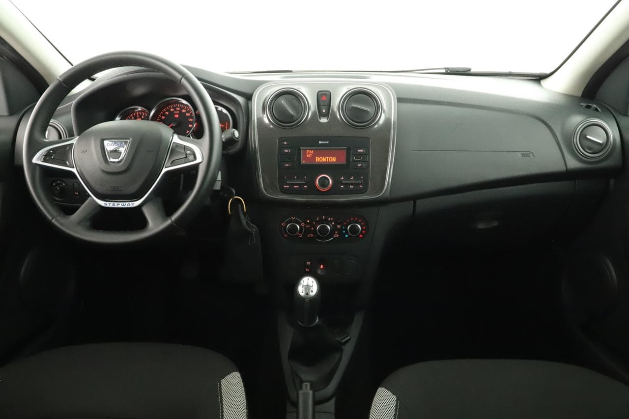 2020 Dacia LOGAN - 9