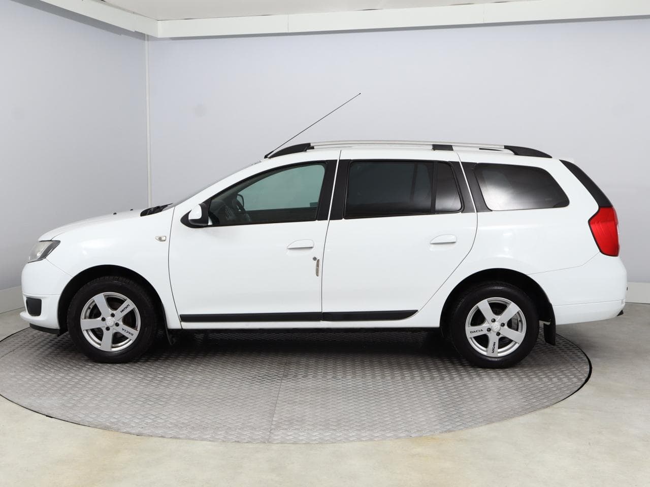 2014 Dacia LOGAN - 4