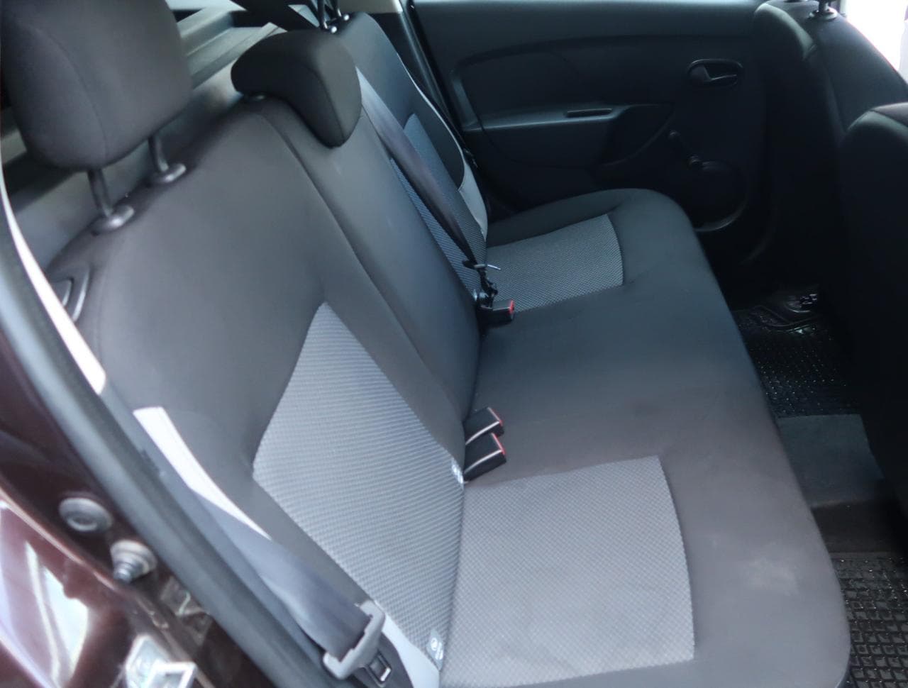 2016 Dacia LOGAN - 13