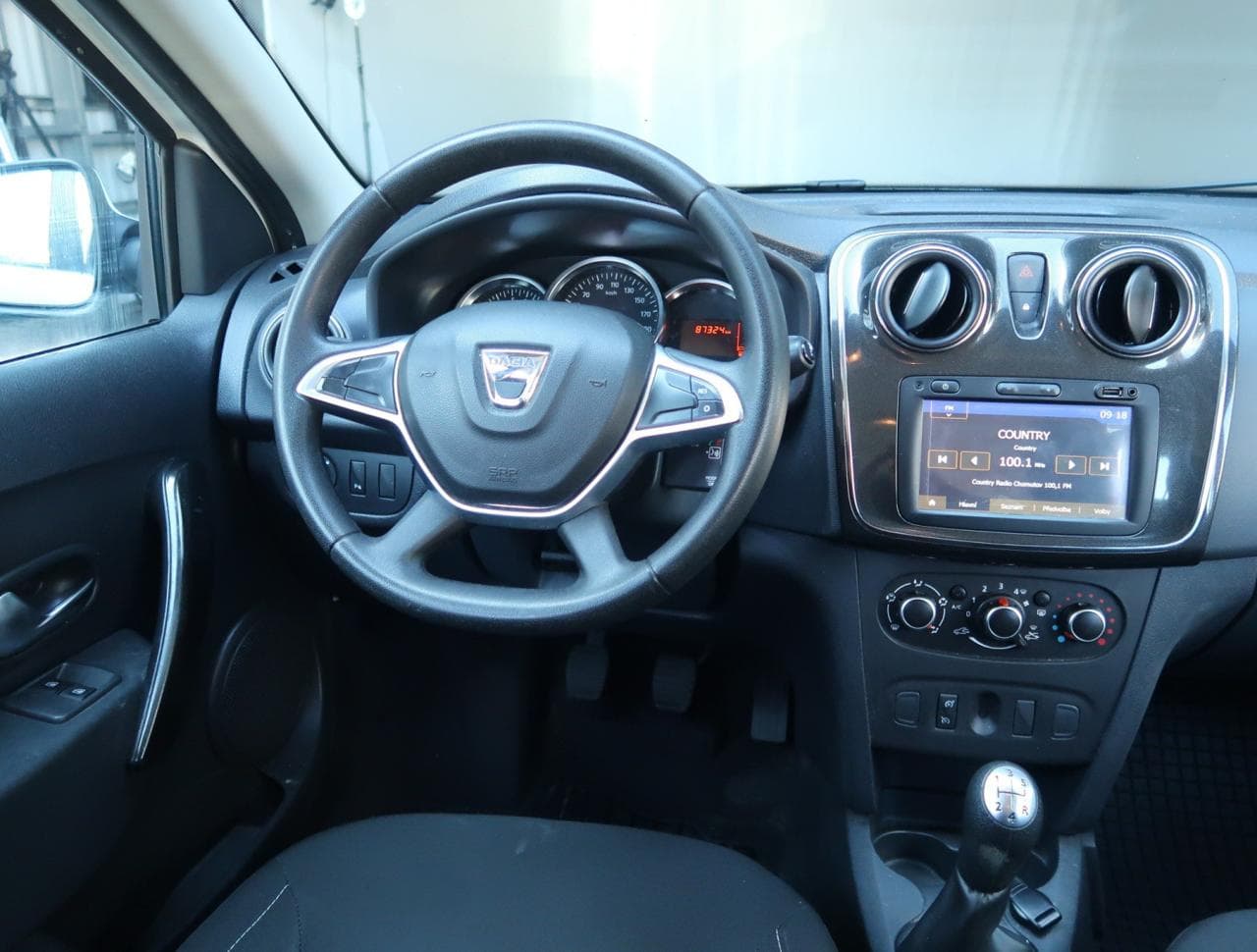 2019 Dacia LOGAN - 9