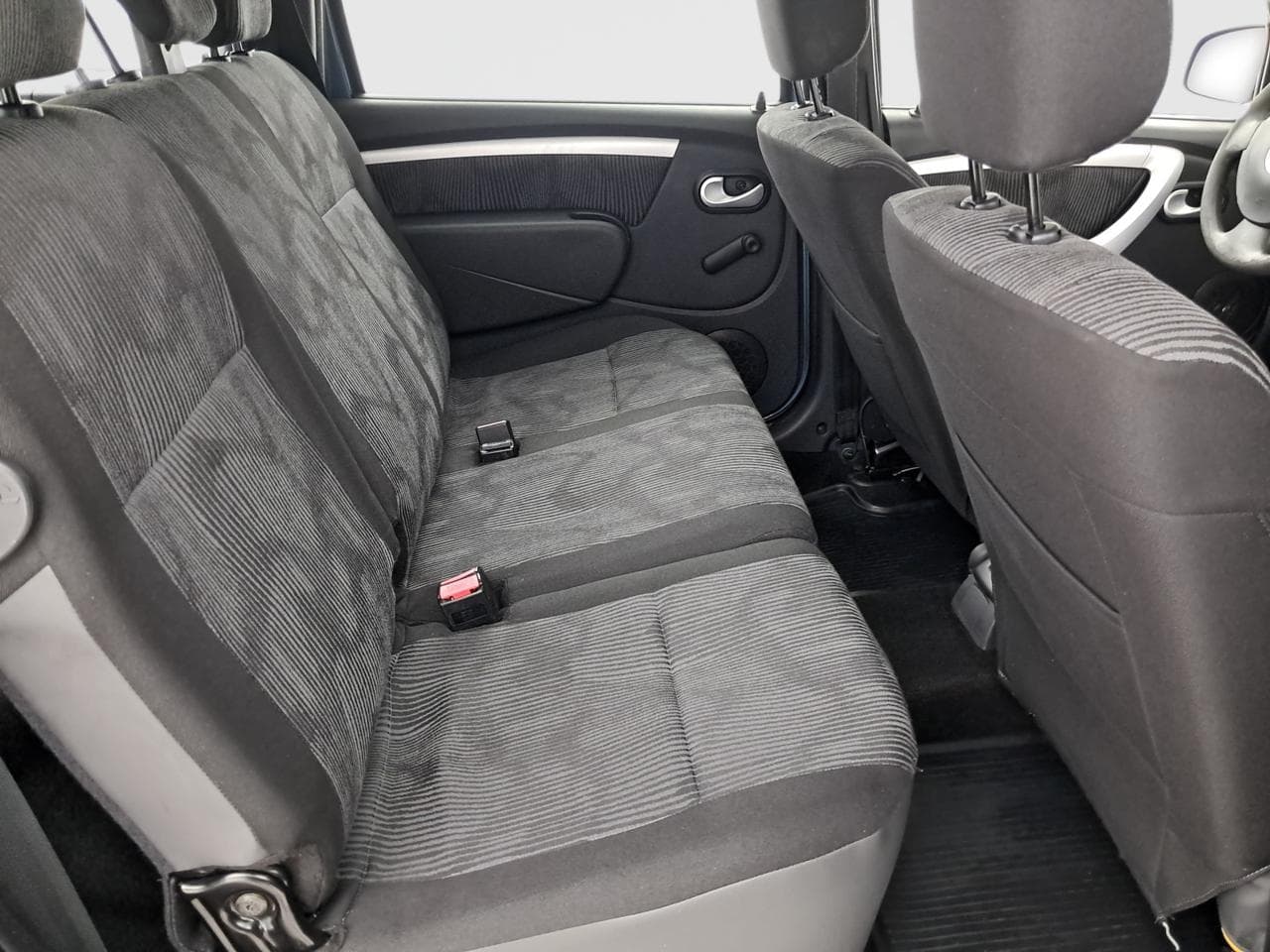 2010 Dacia LOGAN - 13