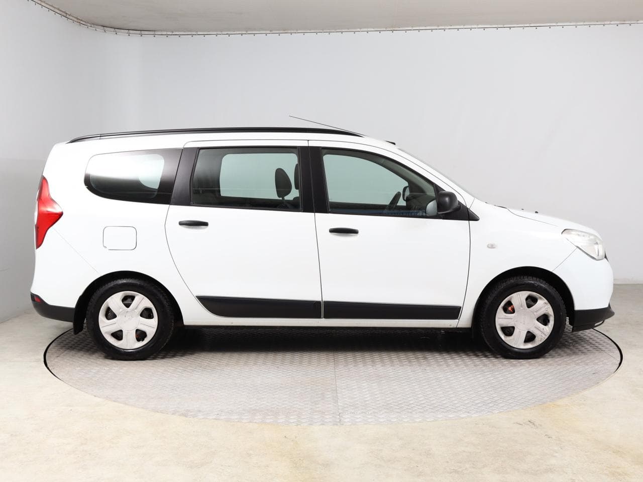 2015 Dacia Lodgy - 8