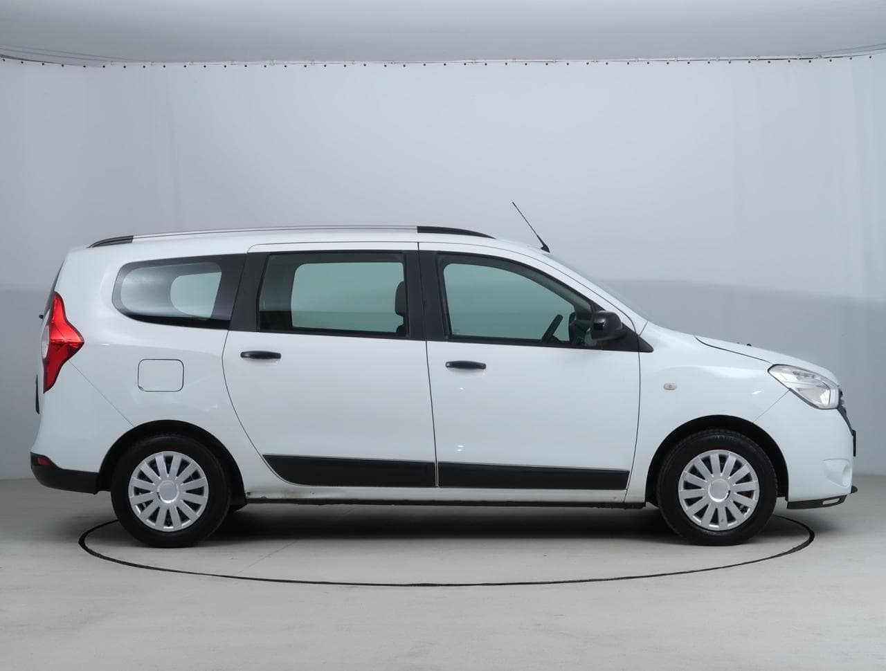 2022 Dacia LODGY - 8