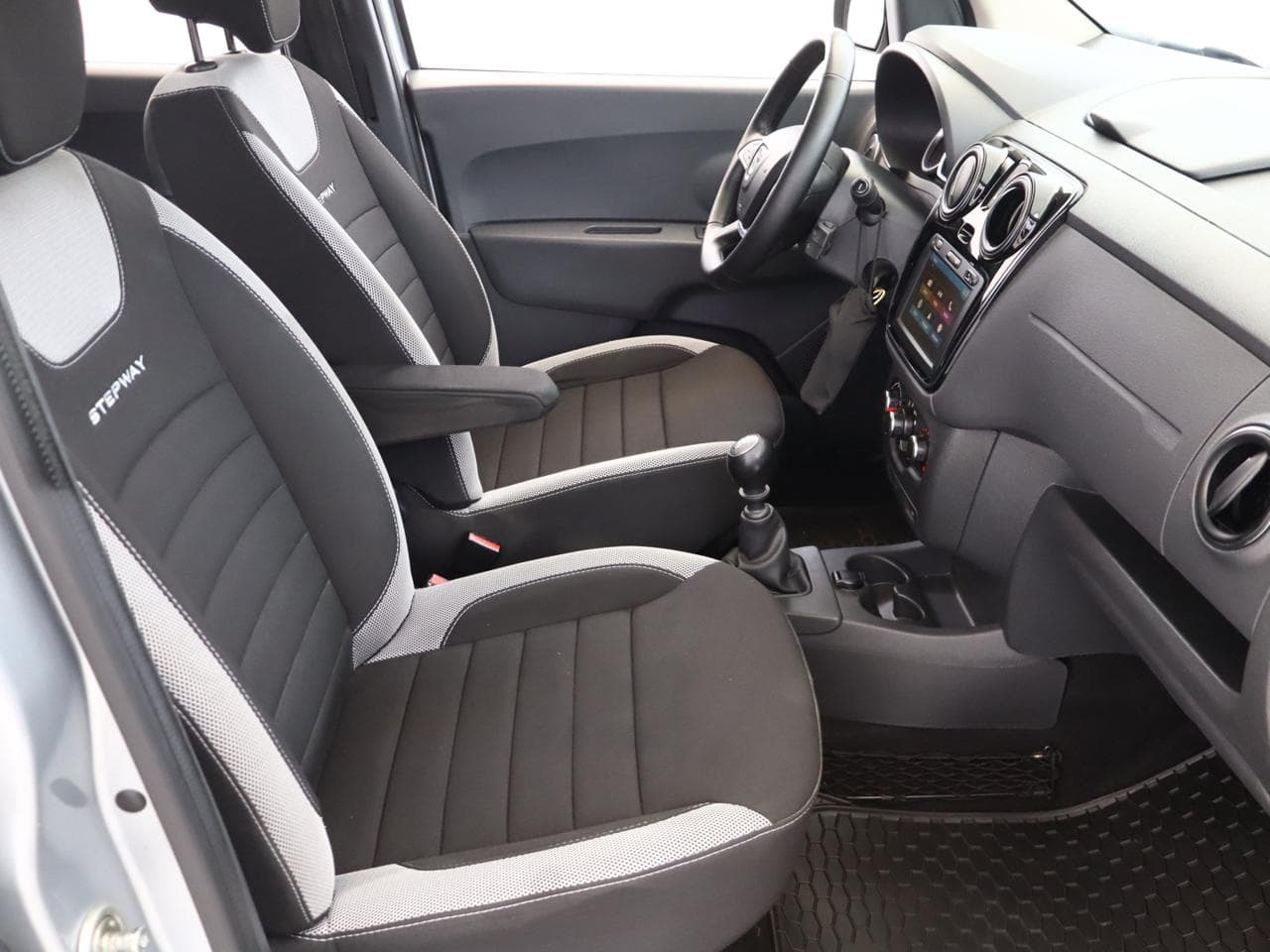 2020 Dacia LODGY - 10