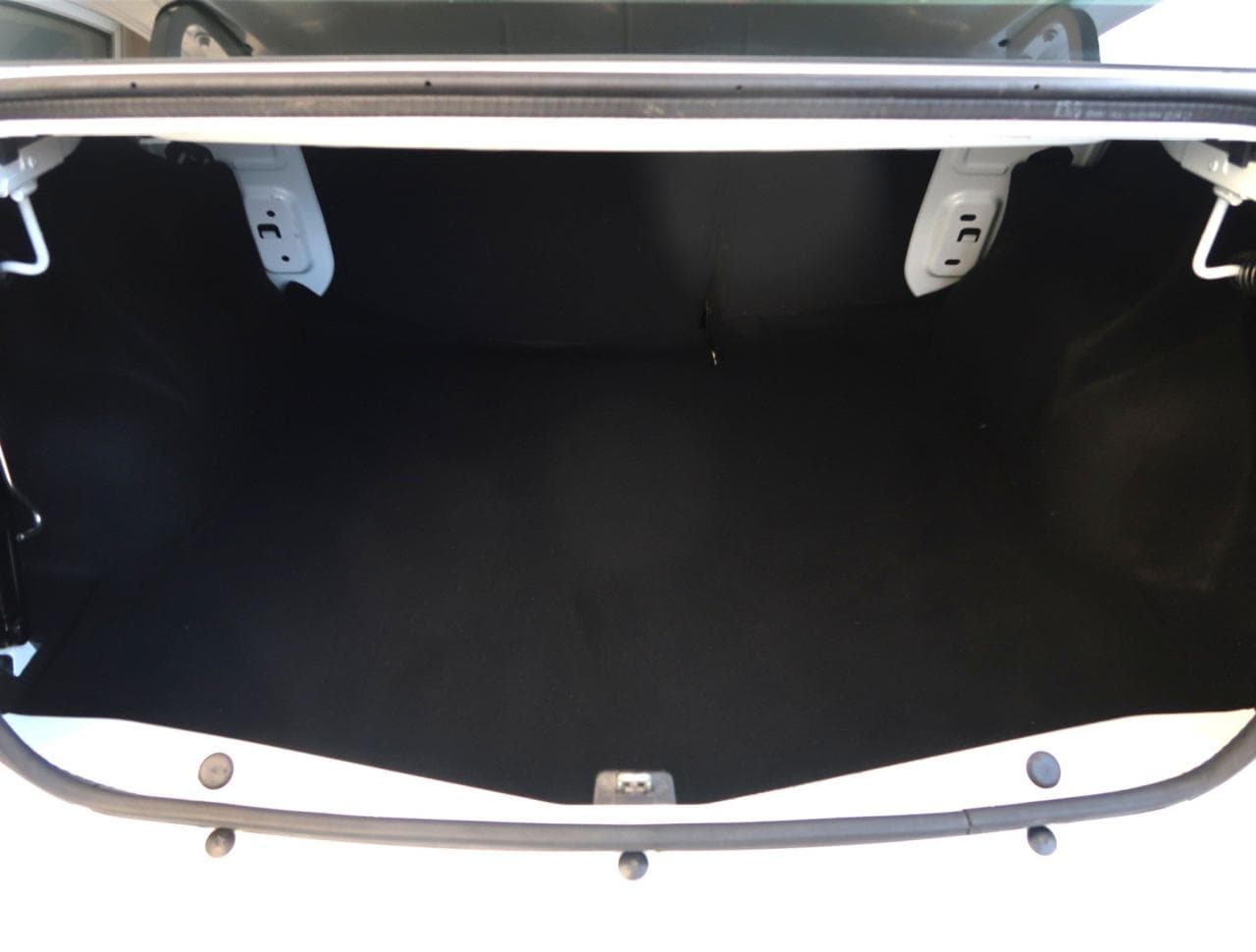 2016 Dacia Logan - 19