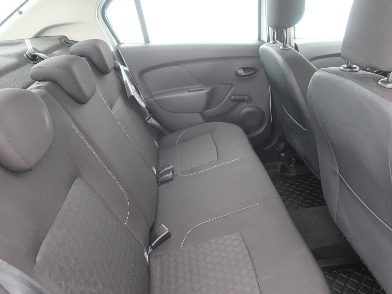 2015 Dacia LOGAN - 13