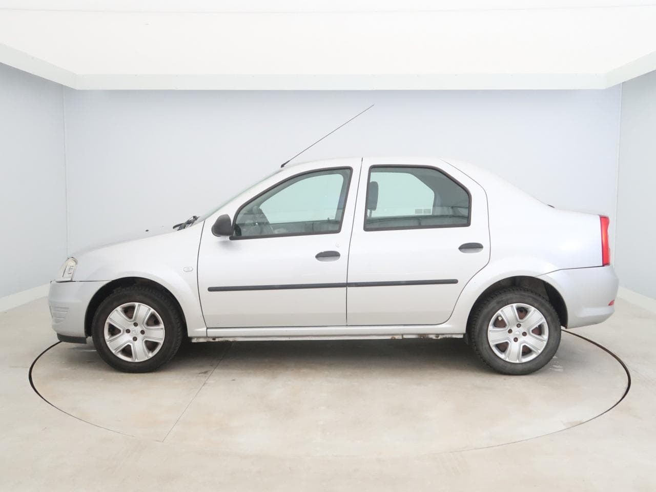 2010 Dacia LOGAN - 4