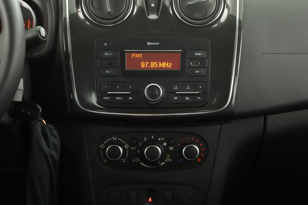 2018 Dacia LOGAN - 17