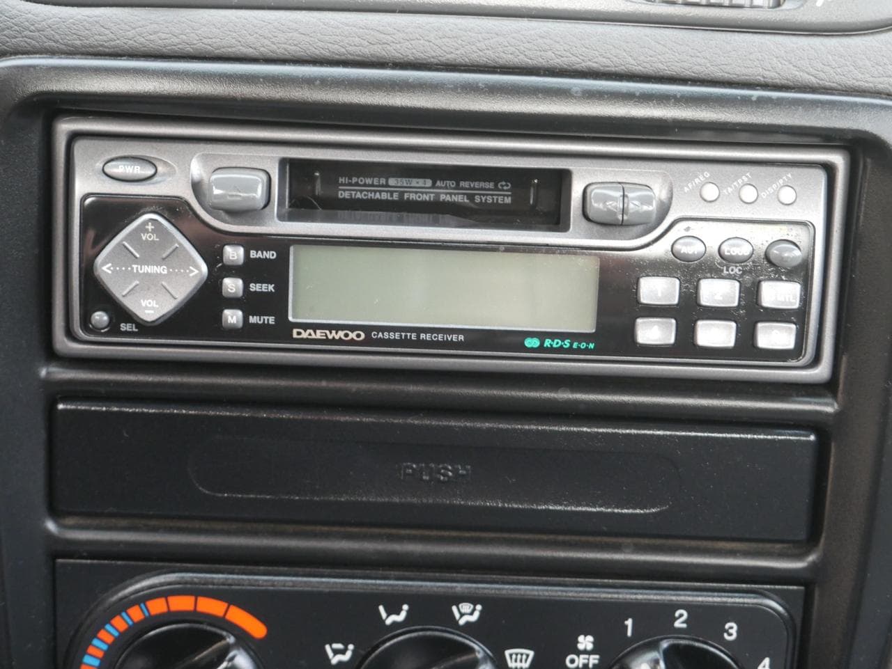 1999 Daewoo NUBIRA - 13