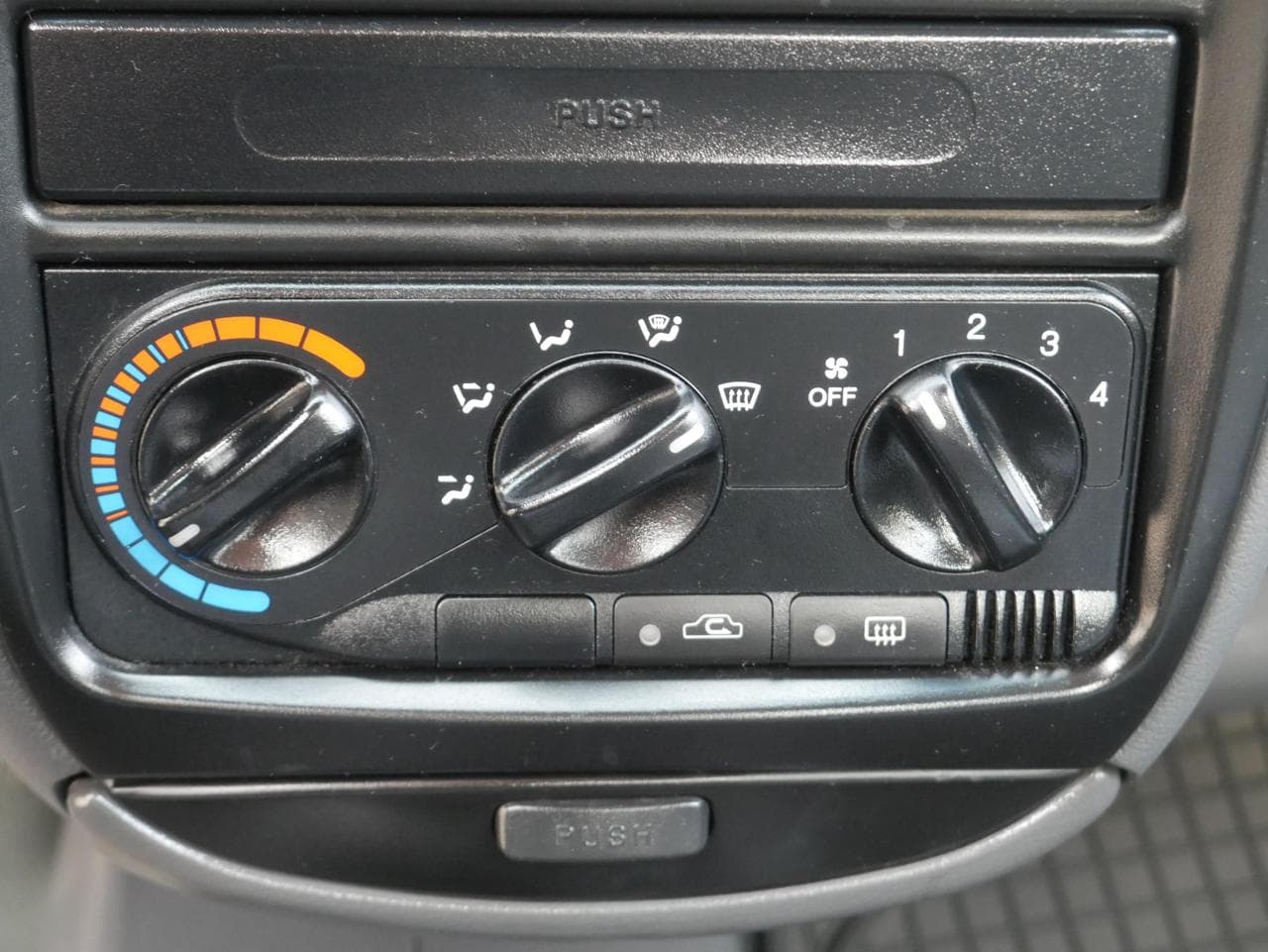 1999 Daewoo NUBIRA - 14