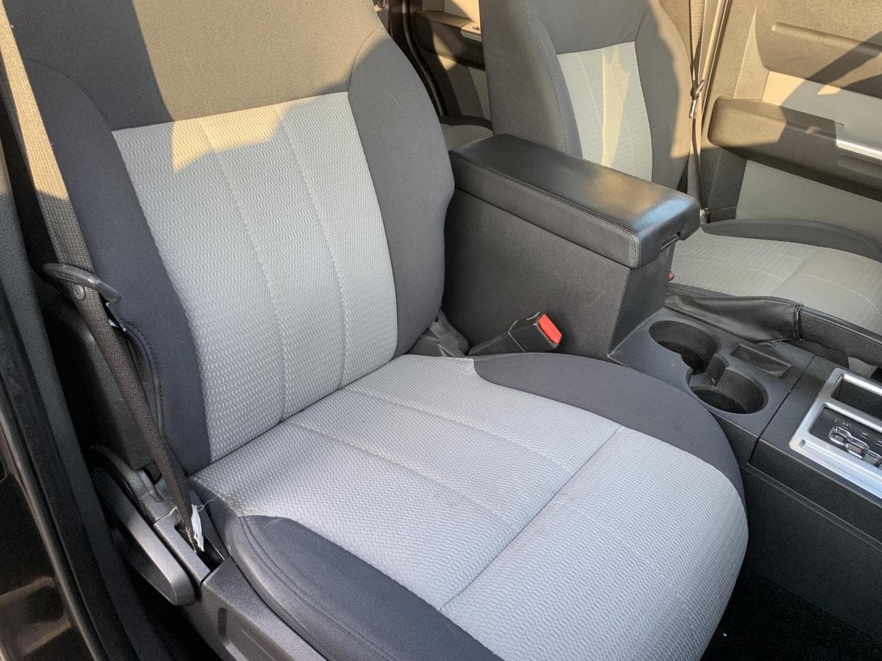 2008 Dodge Nitro - 12