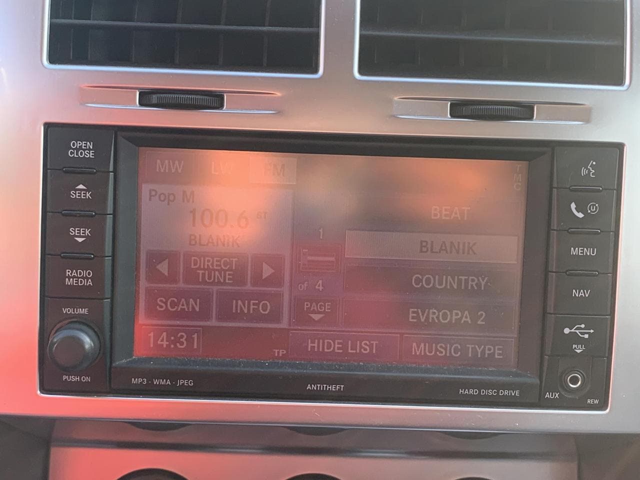 2008 Dodge Nitro - 15