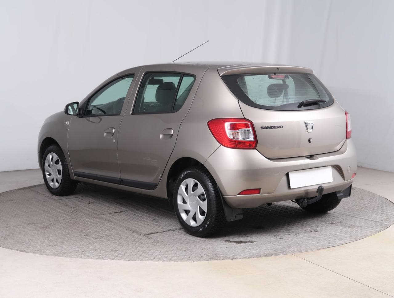 2015 Dacia Sandero - 5