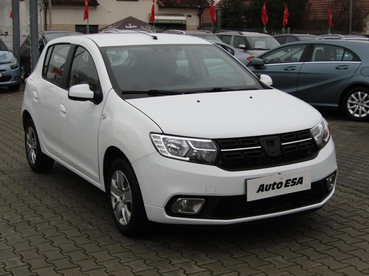 Dacia Sandero 1.0 i, ČR hatchback