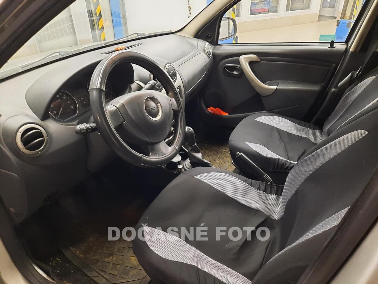 2011 Dacia SANDERO - 3