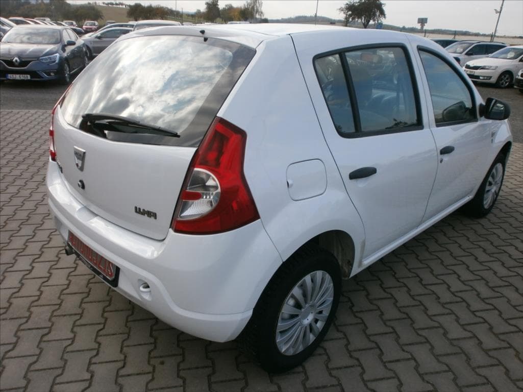 2009 Dacia SANDERO - 10