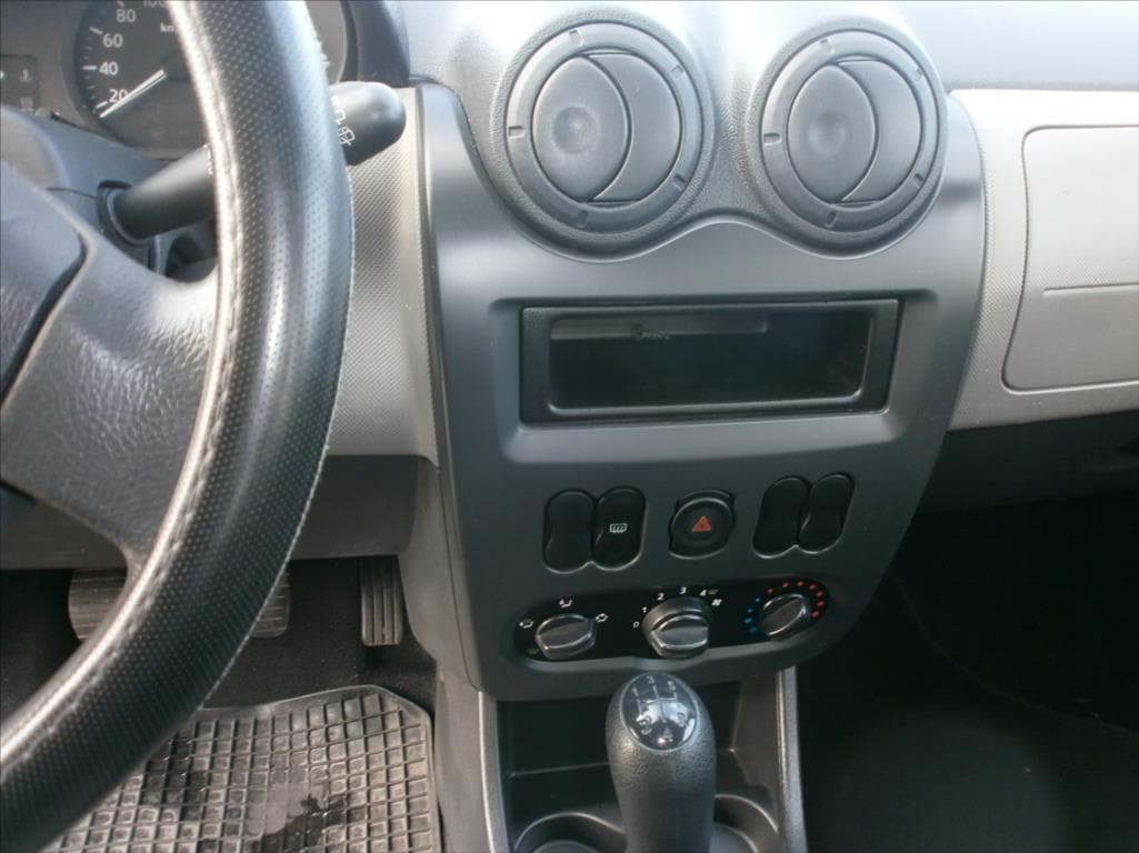 2009 Dacia SANDERO - 19