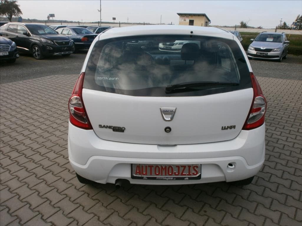 2009 Dacia SANDERO - 9