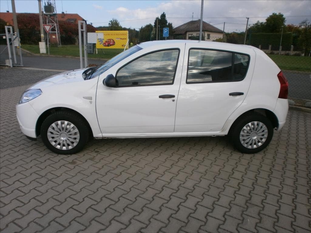 2009 Dacia SANDERO - 5