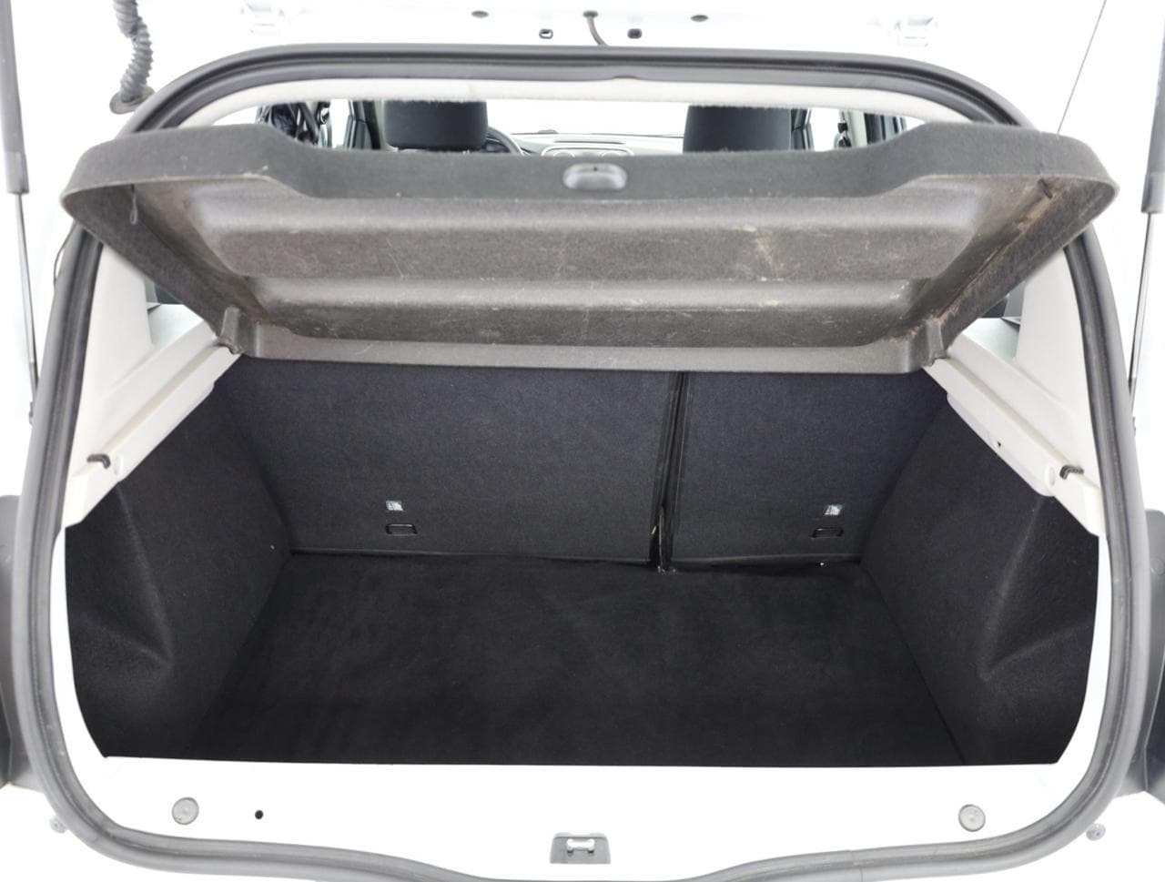 2015 Dacia Sandero - 19