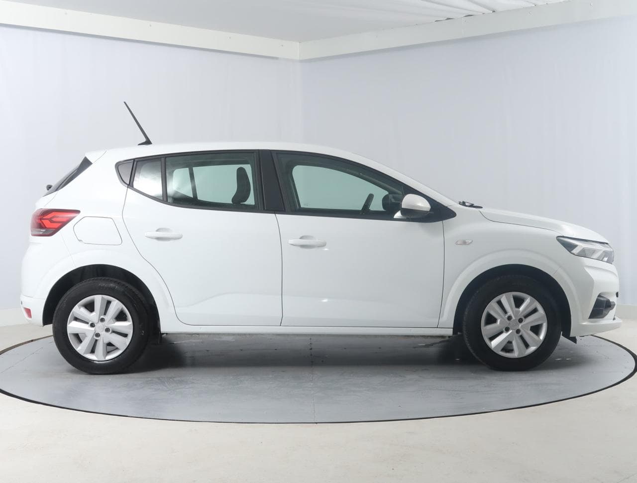 2024 Dacia Sandero - 8