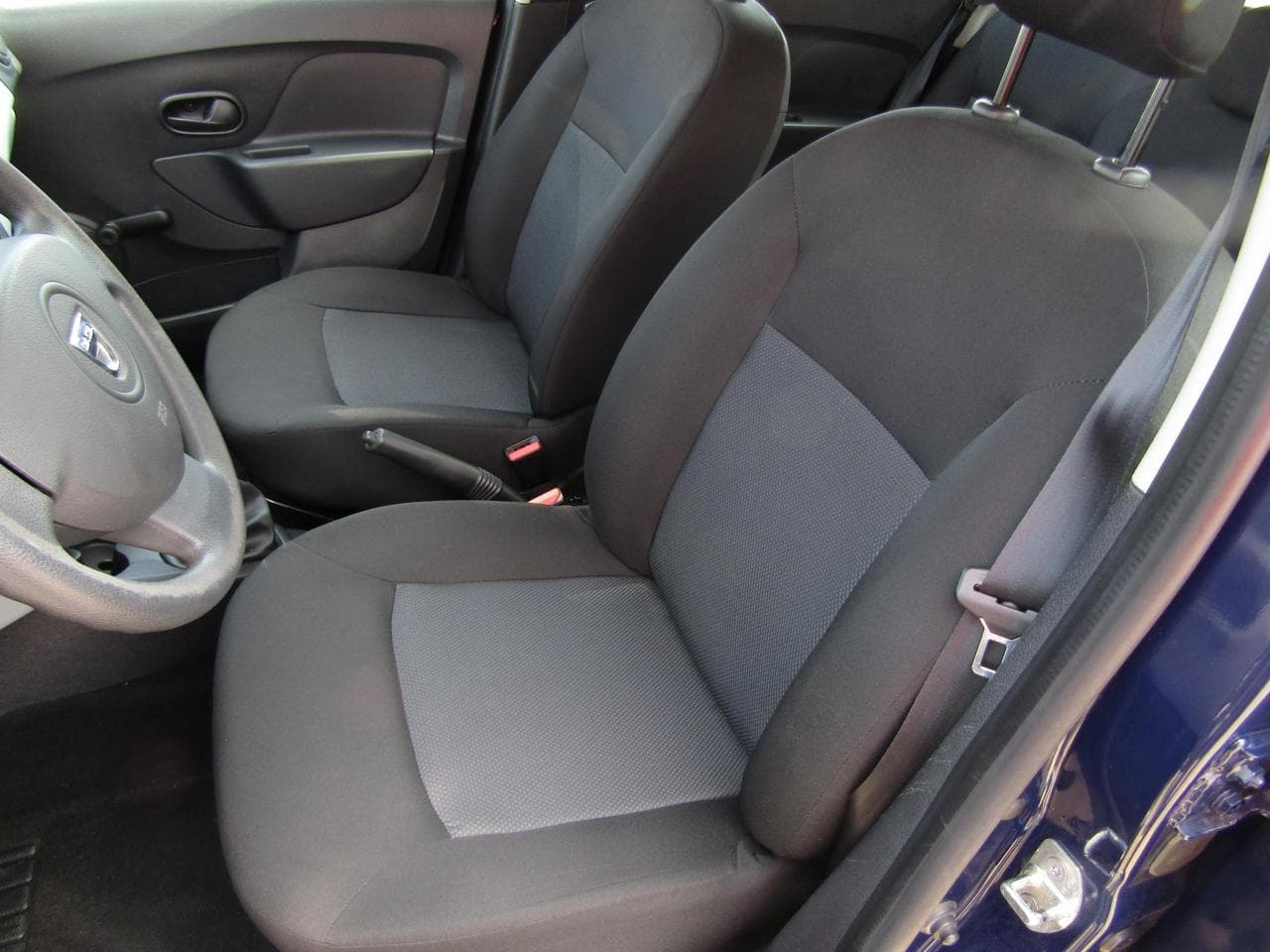 2014 Dacia Sandero - 9