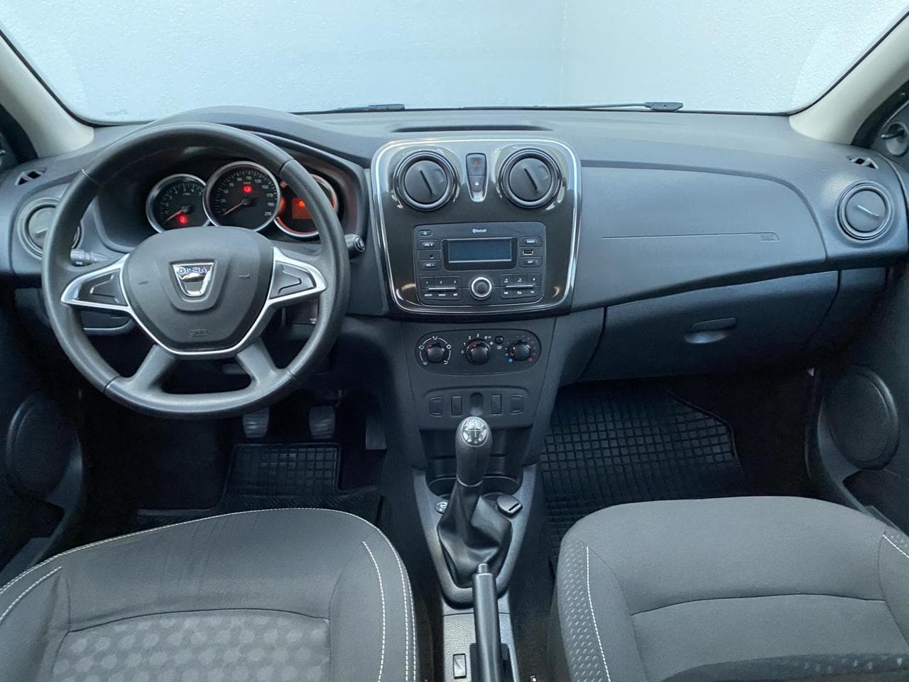 2017 Dacia SANDERO - 8