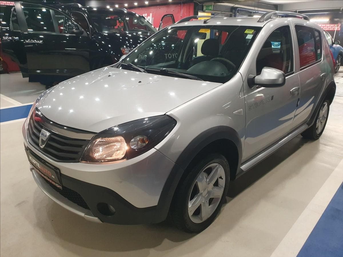 Dacia Sandero 1,6 i Stepway atmosfera TOP MOTOR hatchback