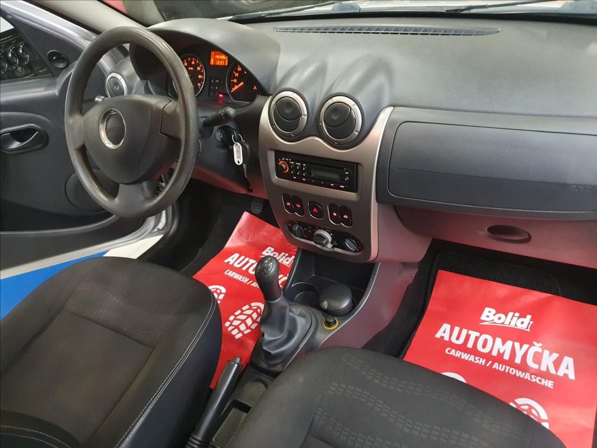 2011 Dacia Sandero - 6