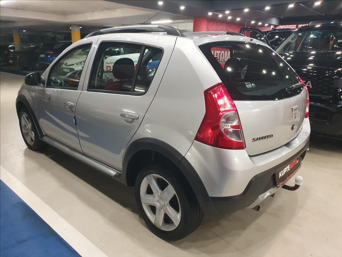 2011 Dacia Sandero - 4