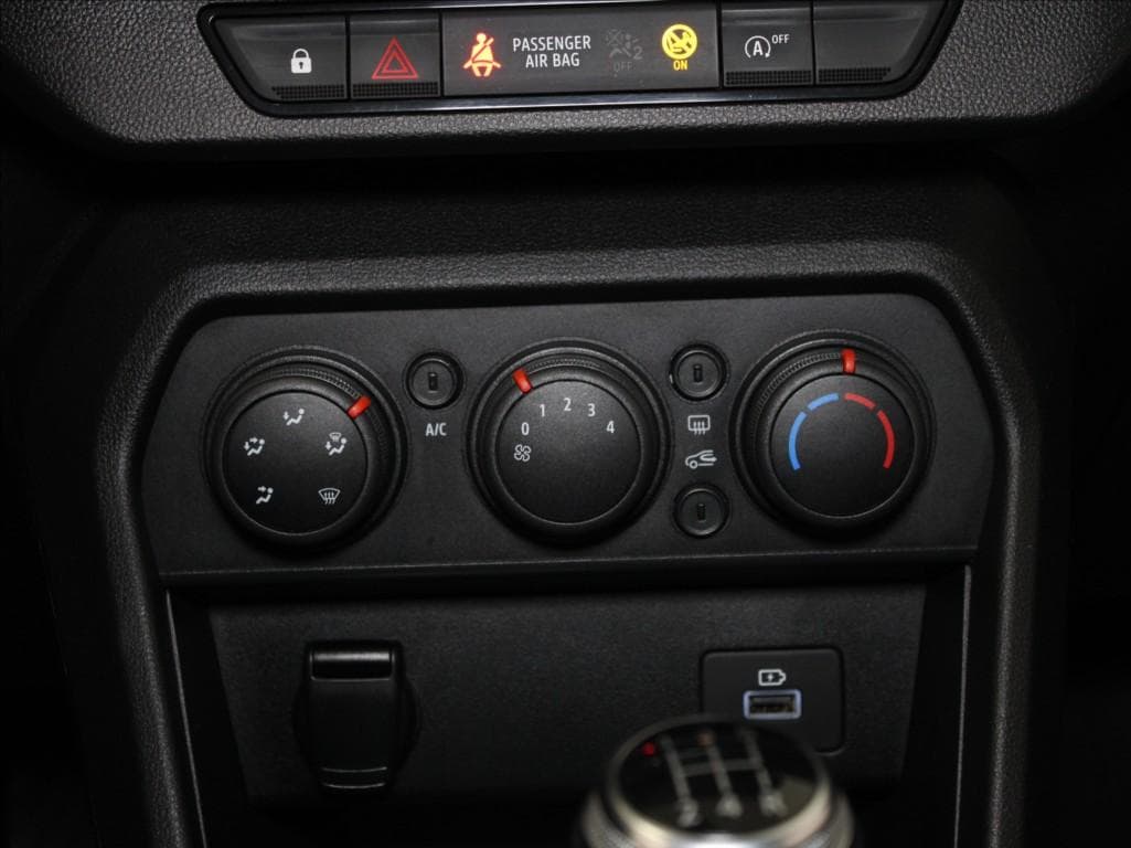 2021 Dacia Sandero - 27