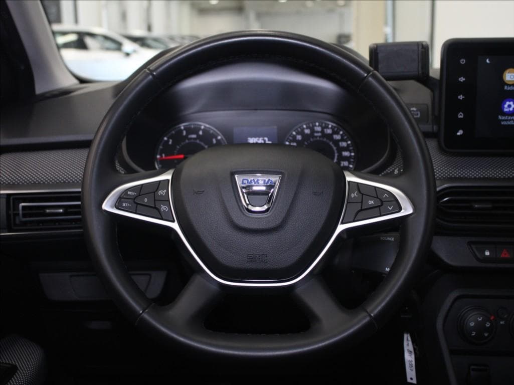 2021 Dacia Sandero - 17