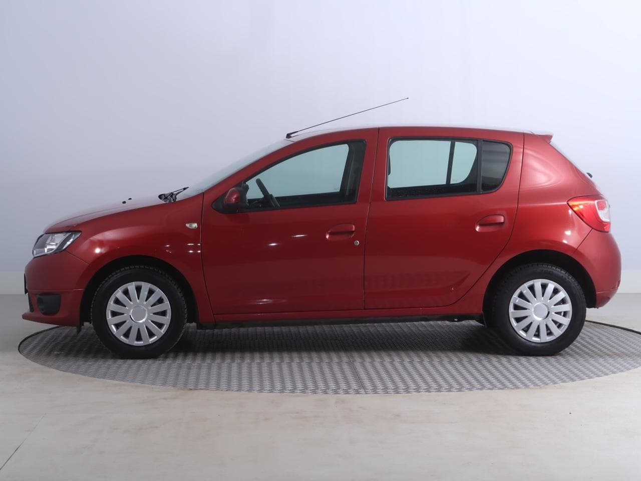 2015 Dacia Sandero - 7