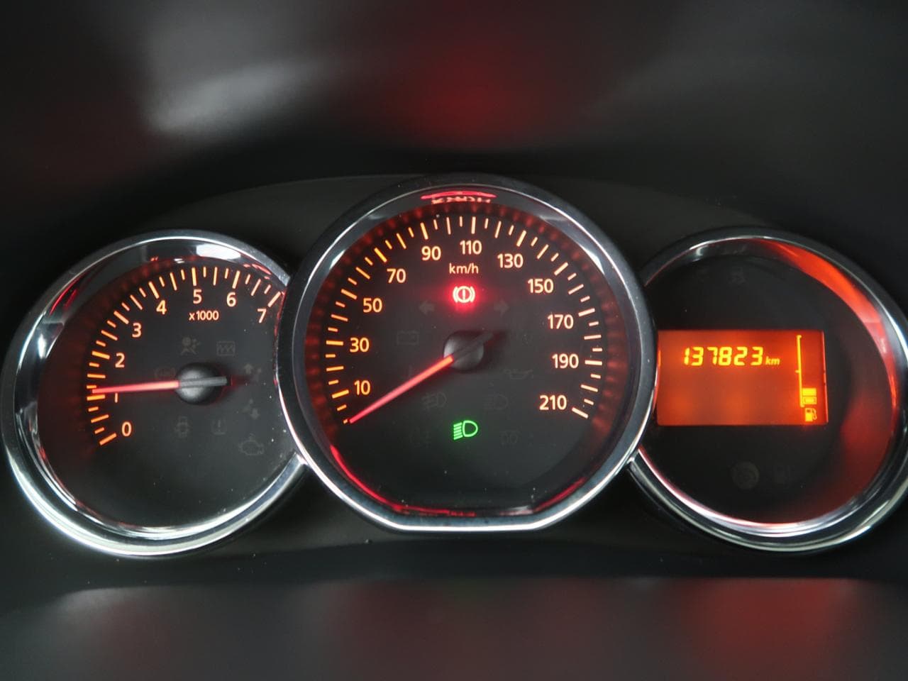 2015 Dacia Sandero - 33