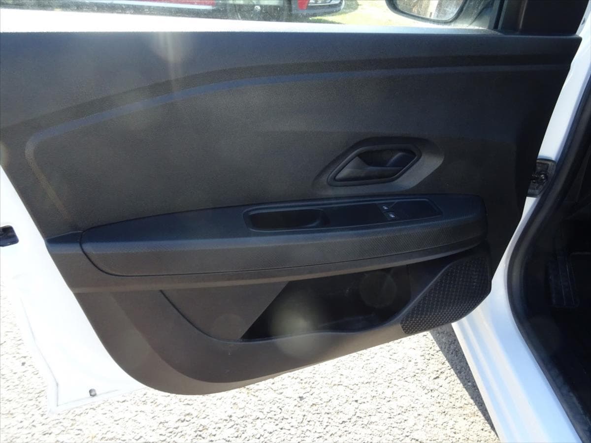 2022 Dacia Sandero - 17