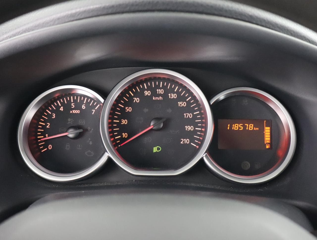 2017 Dacia Sandero - 33