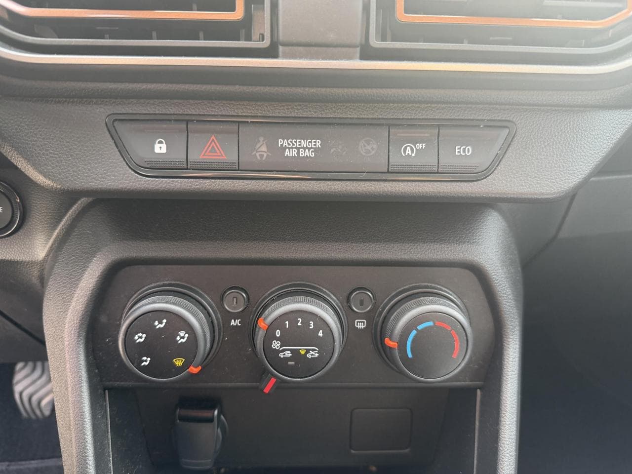2023 Dacia Sandero - 25