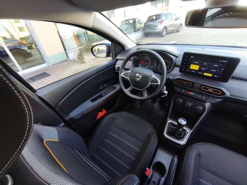 2022 Dacia Sandero - 13