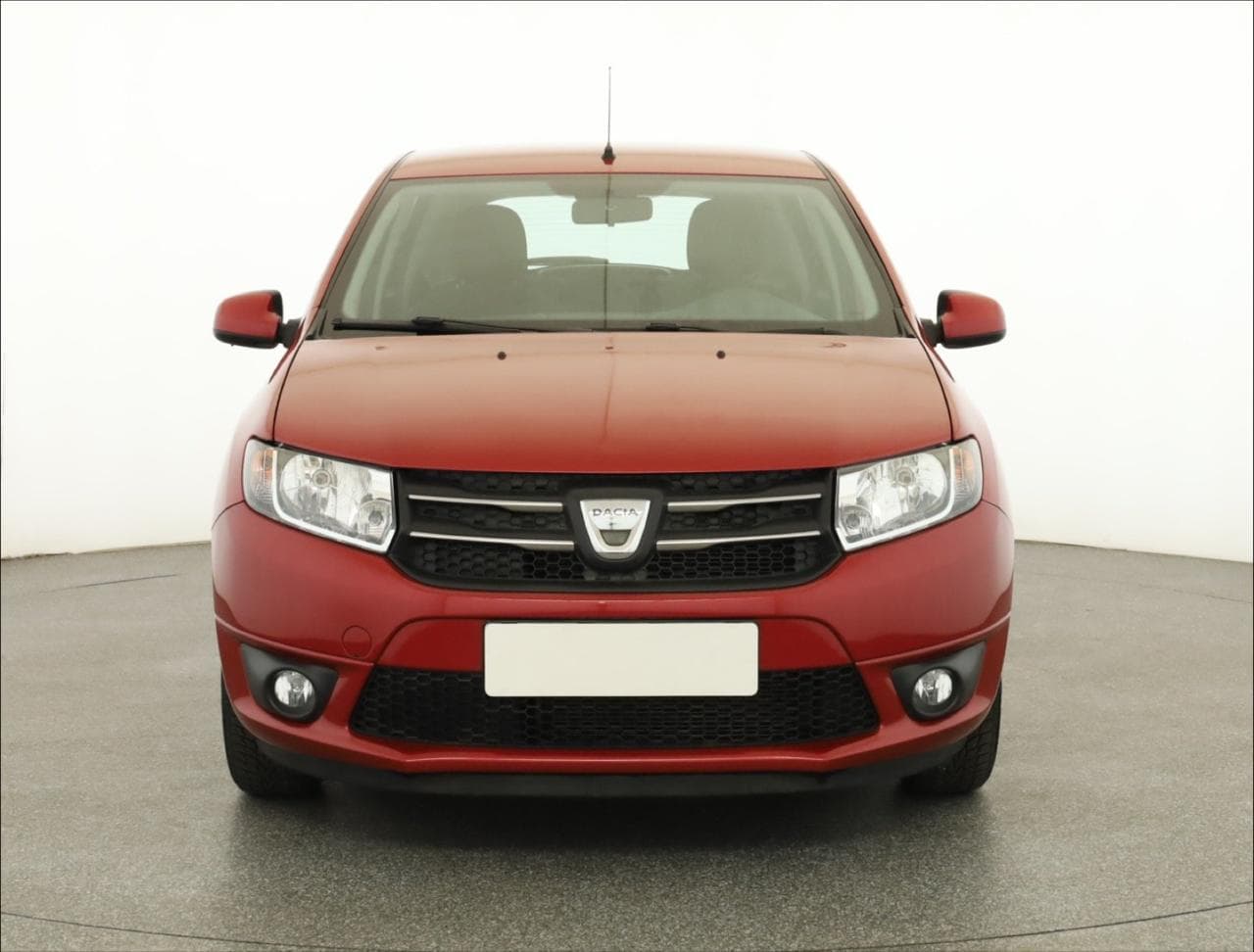 2016 Dacia Sandero - 3