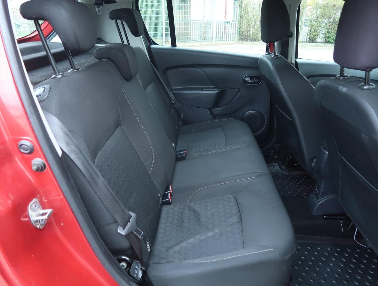 2016 Dacia SANDERO - 11