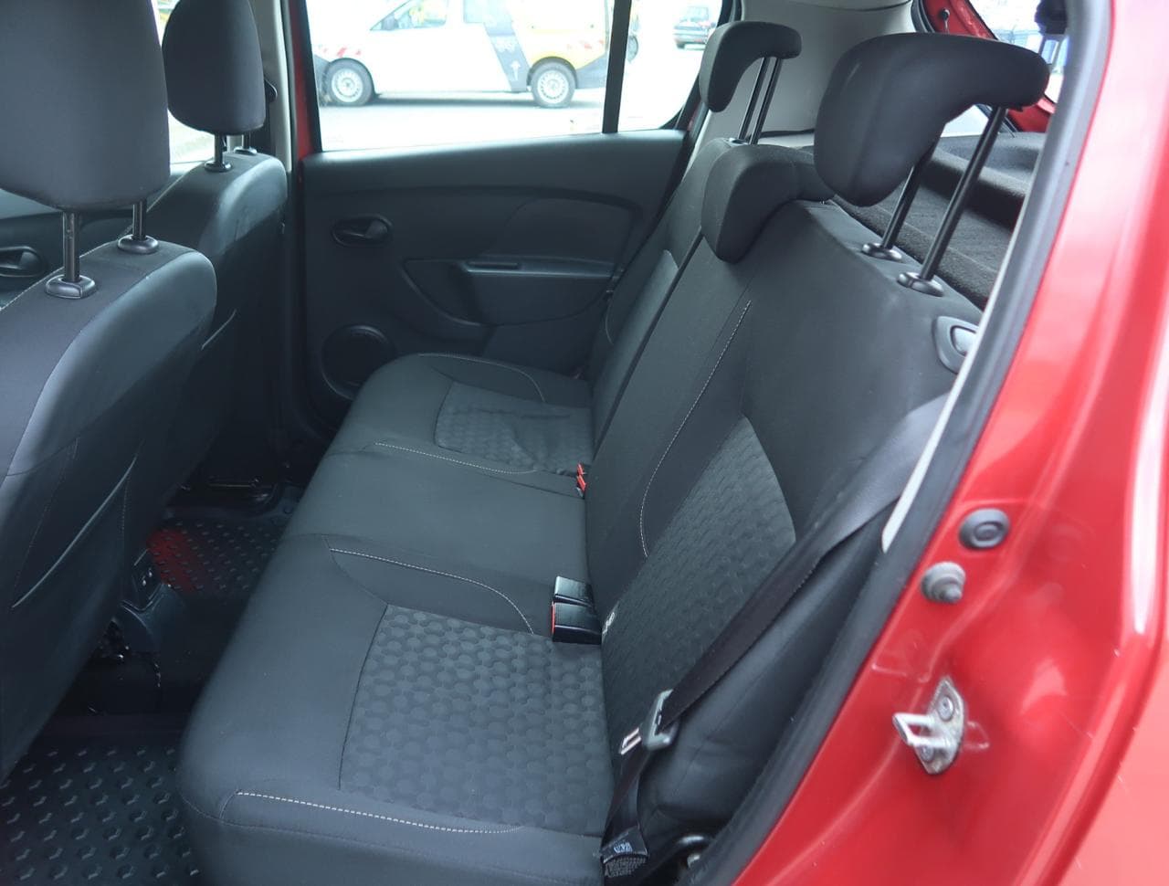 2016 Dacia SANDERO - 13