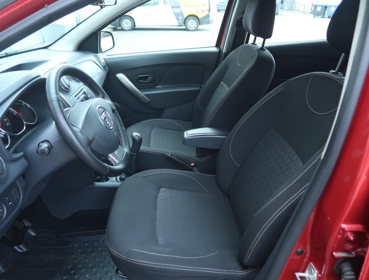 2016 Dacia SANDERO - 14