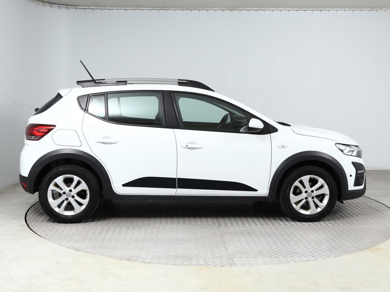 2021 Dacia SANDERO - 10