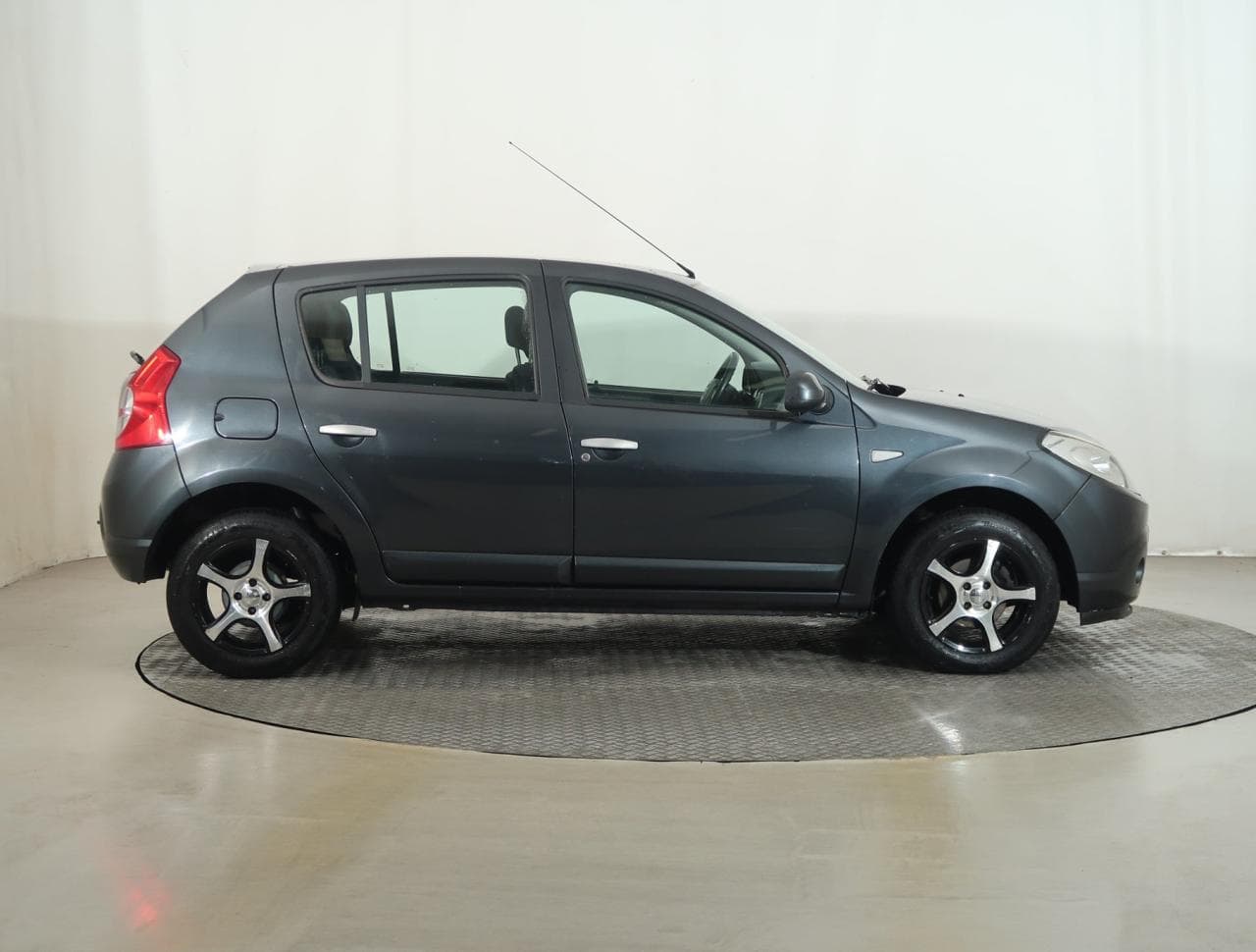 2010 Dacia SANDERO - 15