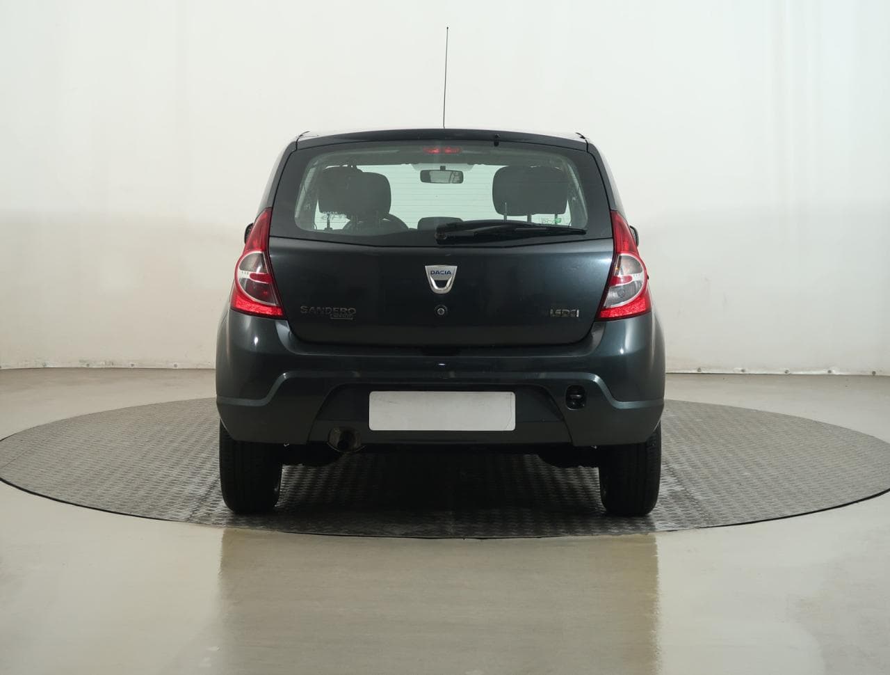 2010 Dacia SANDERO - 11