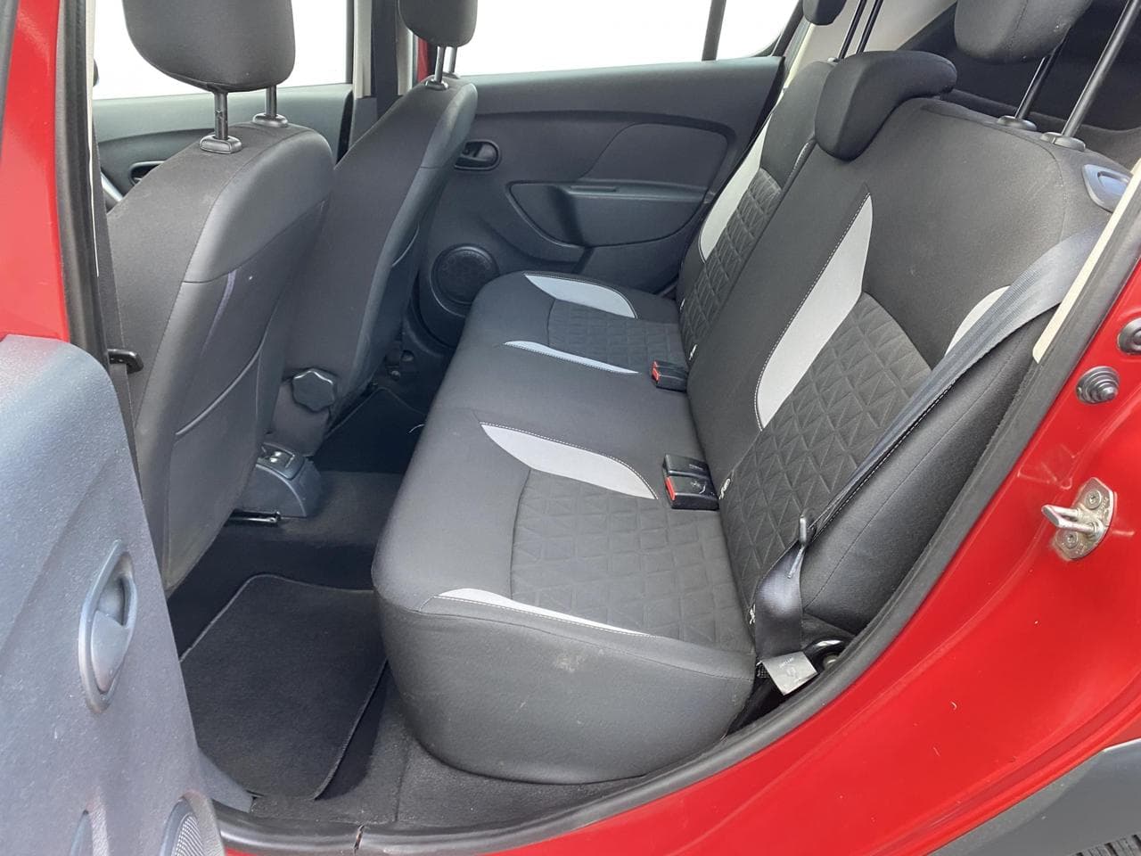 2014 Dacia SANDERO - 10