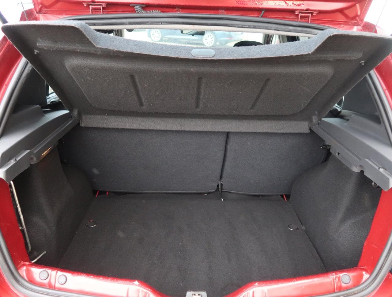 2010 Dacia SANDERO - 35