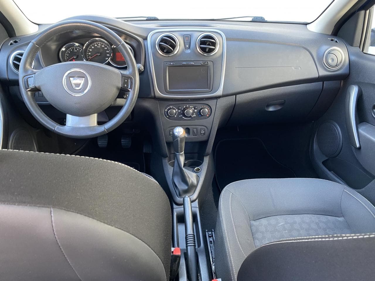 2013 Dacia SANDERO - 13