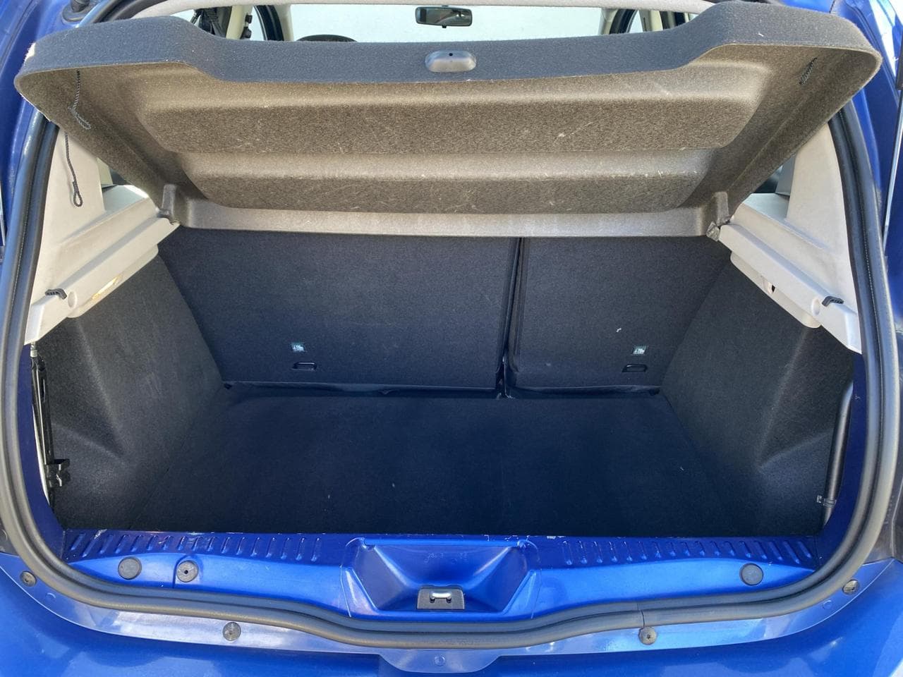 2013 Dacia SANDERO - 11